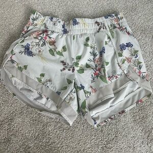 Athleta White Floral Athletic Shorts~